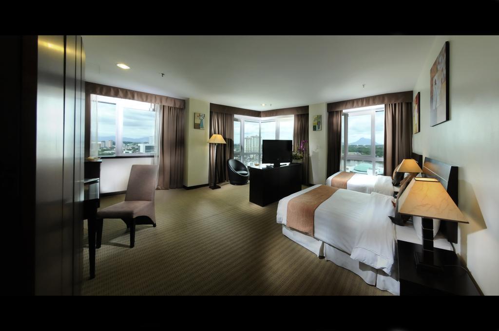 Hock Lee Hotel & Residences Кучінг Екстер'єр фото