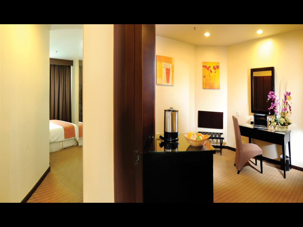 Hock Lee Hotel & Residences Кучінг Екстер'єр фото